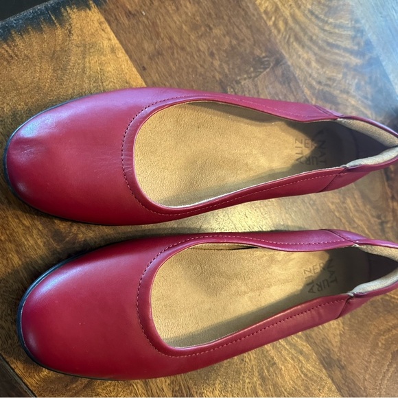 Naturalizer red flats as new condition size 10 - Picture 2 of 7